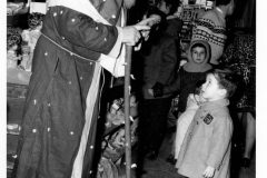 045-005-PereNoel1964-scaled